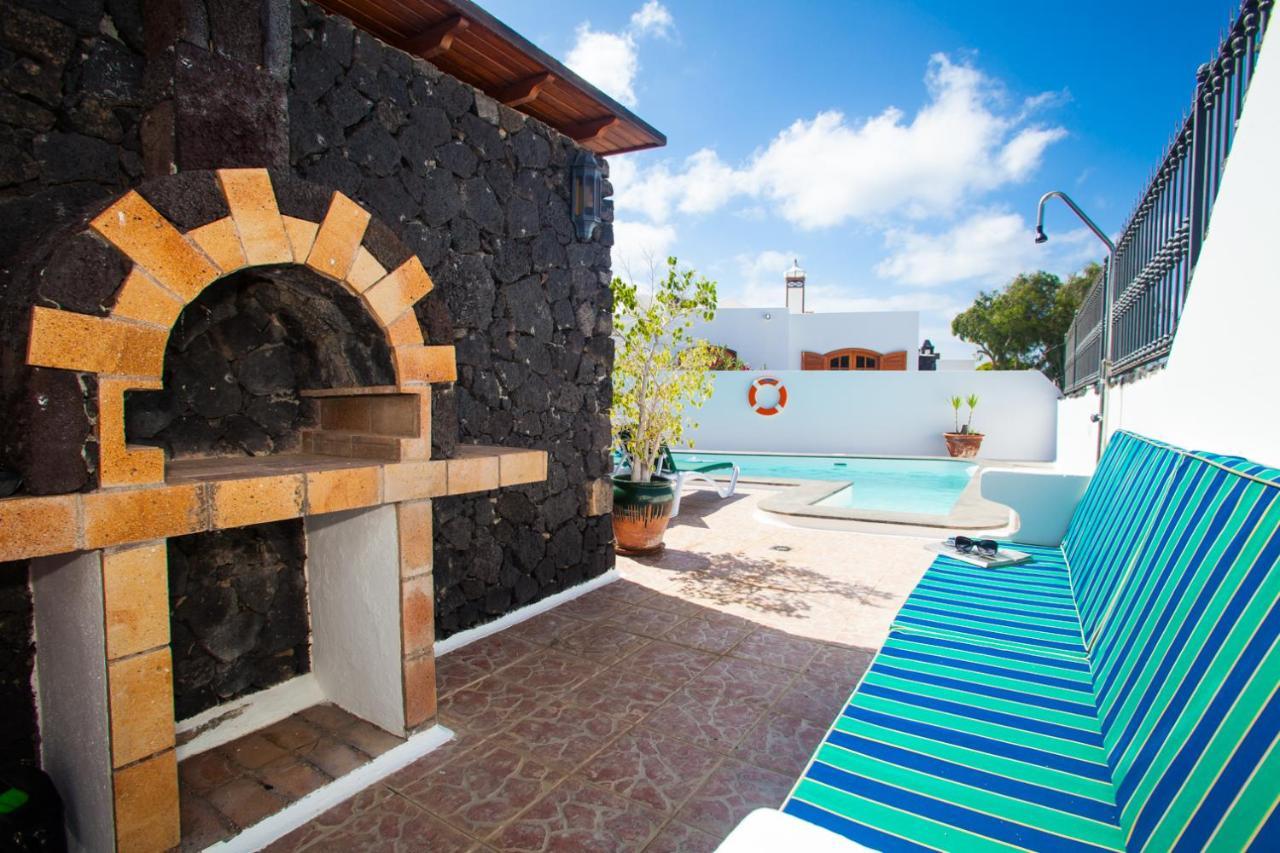 Alizuth Villa Puerto del Carmen  Buitenkant foto